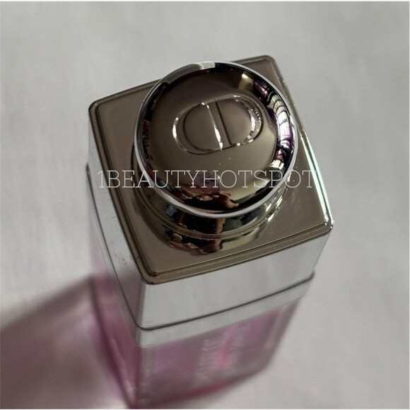 Dior Addict Lip Glow Oil Bundle of 2 - 063 Pink Lilac and 062 Bronzed Glow - Picture 5 of 8